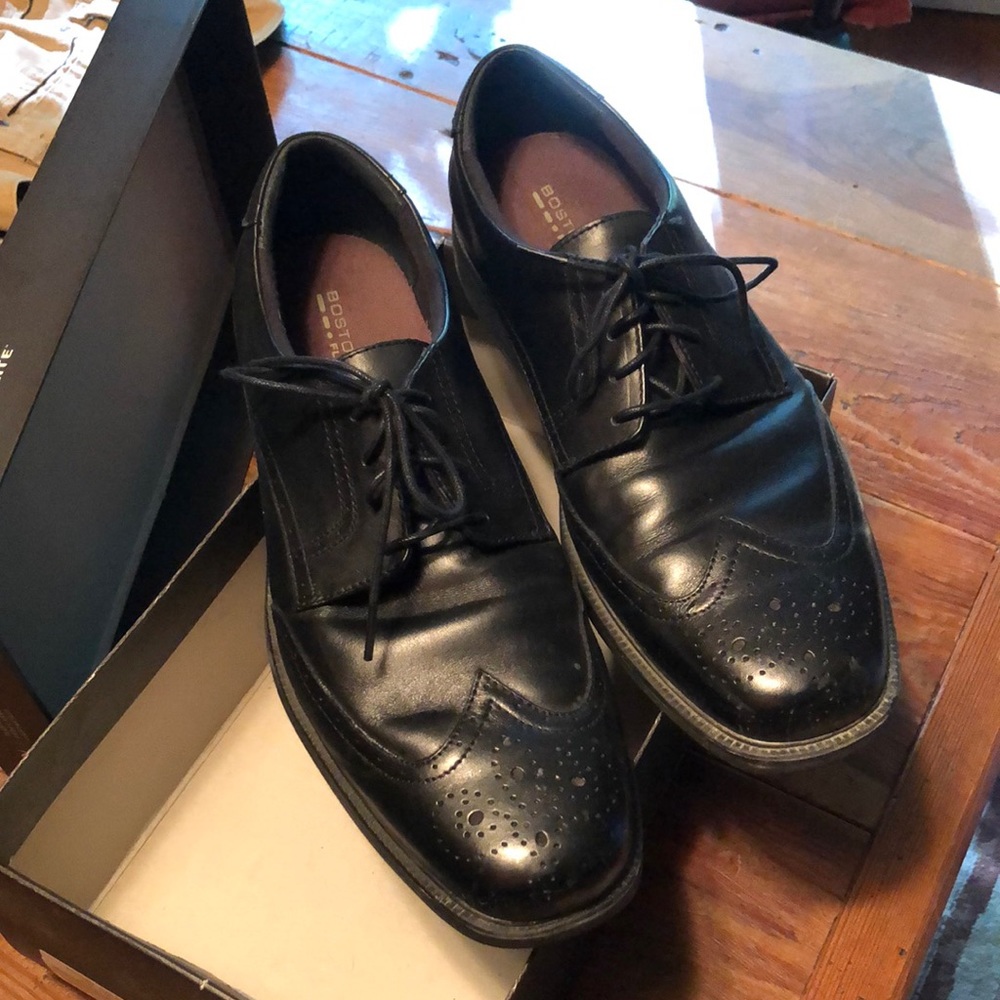 Bostonian men’s dress shoes NEWBURYPORT size 13M Black wing tips